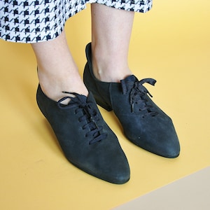80er Jahre NEOKLASSISCHEN Schühchen Oxford BOOTIES viktorianischen Schühchen edwardian Schühchen Spitzen Zehen Schühchen Hippie Babyschuhe Größe 6,5 US / 4 uk / 37 Eu