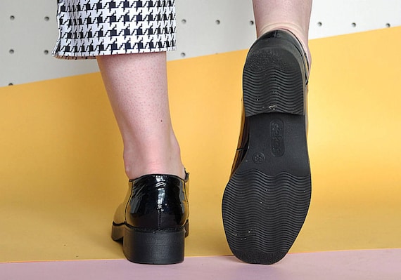 90s minimal shoes MINIMAL flats mod flats preppy … - image 5