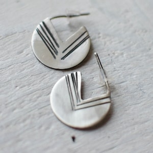 minimalist solid silver earring, modern, creole, circle image 1