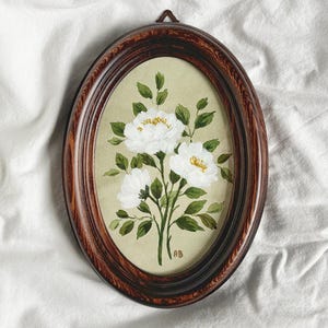 Floral Collection I – Vintage Floral Gouache Painting in Oval Wooden Frame