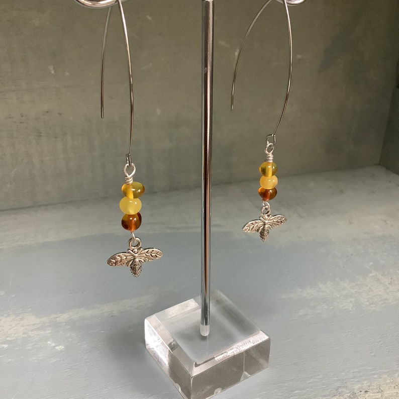 Amber earrings, amber gem earrings, bee and amber earrings, stainless steel earrings, hypoallergenic earring hooks afbeelding 2