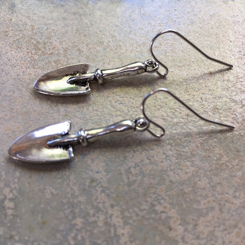 Gardener earrings, gardening lover gift, trowel earrings, perfect for a gardener, horticulturist gift, gardening mad image 4