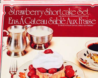 Strawberry Shortcake Set, Fox Run Craftsmen