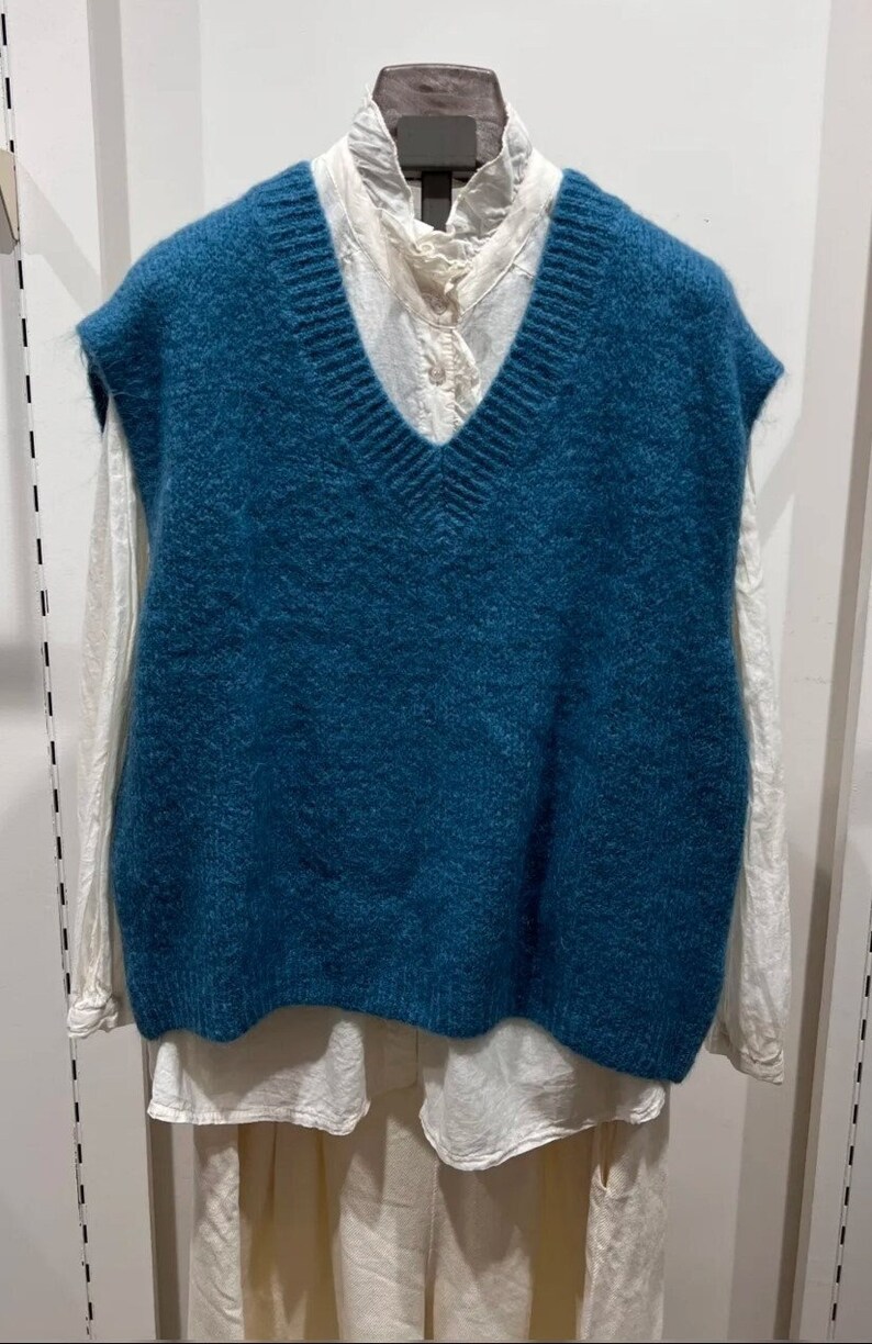 Pull sans Manches en Kid Mohair et Laine Stretch. Bleu