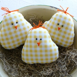Baby Chick Pillow Tucks (Set of 3): Farmhouse Easter Decor