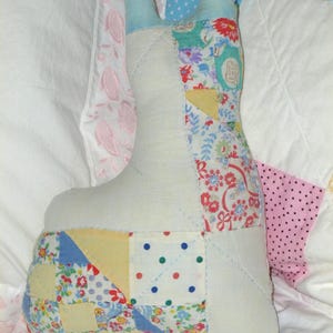 Quilted Cat Pillow: Upcycled Antique Cutter Quilt, Chic Decor image 4