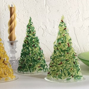 Small, Dazzling Fused Glass Holiday Tree