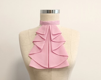 Roze elegante Victoriaanse jabotkraag Historische das kostuumaccessoire Barokke nekaccessoire Afneembare jabot van organza