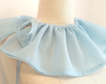 Blue ruffle clown collar – Victorian detachable ruff Pierrot, Harlequin, Opera, Circus Costume Accessory light blue Halloween cosplay Yatta
