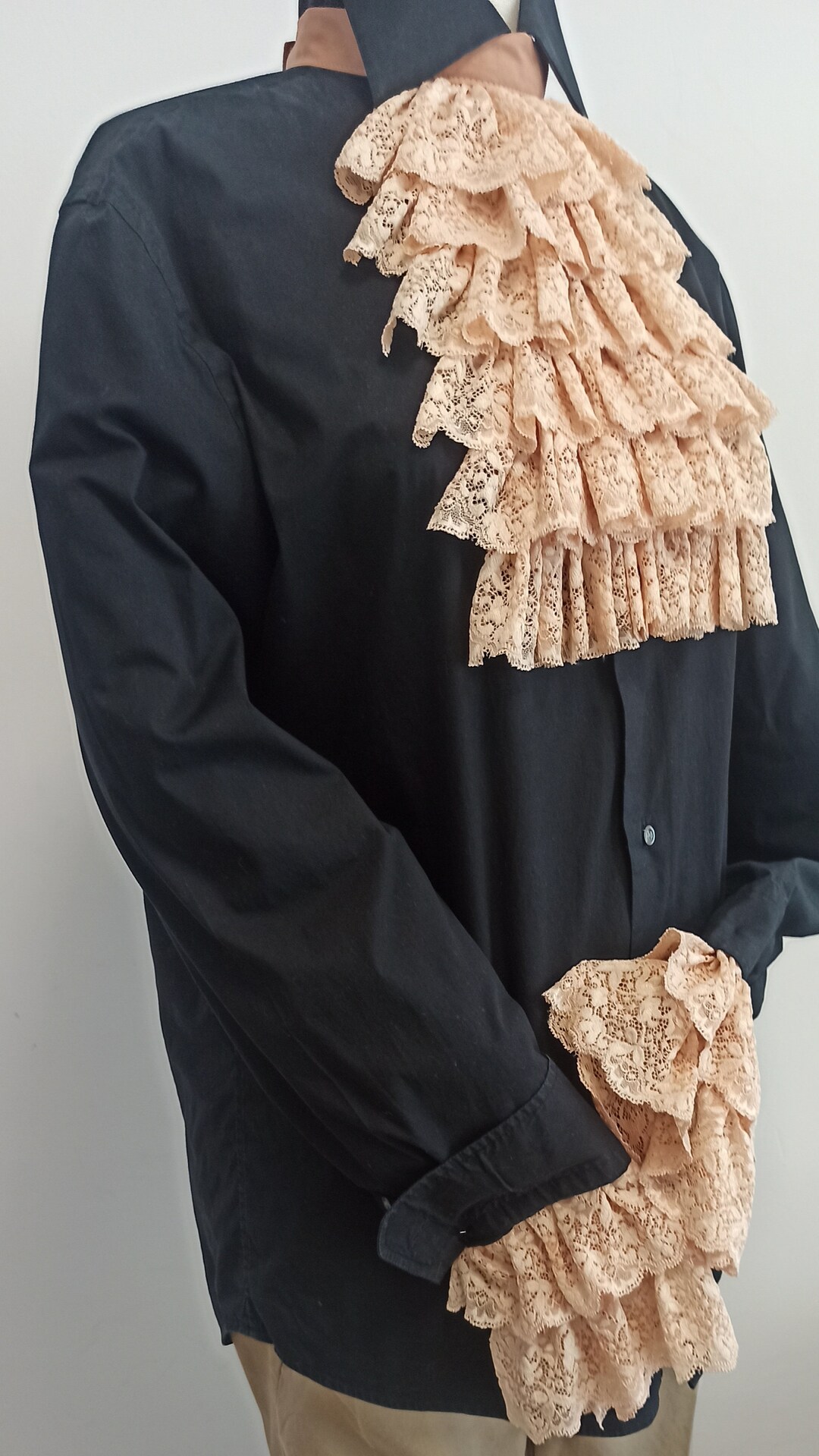 Lace Jabot and Cuffs ,beige Jabot, Lace Wrist Cuffs, Vintage Jabot and