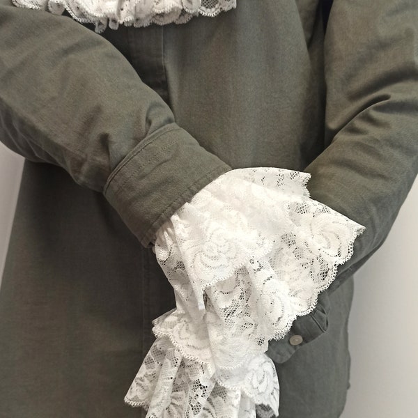 Jabot victorien et poignets en dentelle, col et poignets à volants vintage, costume de pirate, déguisement de vampire, cravate historique, déguisement de juge