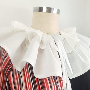 Elizabeth victorian ruffle collar Victorian neck detachable collar White Vintage collar ,Clown Cosplay , halloween Harlequin pierrot cosplay