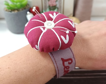 Wrist pincushion personalized Flower Pin Cushion Wrist Cuff pin holder, bracelet needle holder, Quilter ,Sewers ,Craftsman xmas gift idea