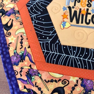 Halloween Hexagon Table Topper - Machine Embroidered Center - Quilted ...