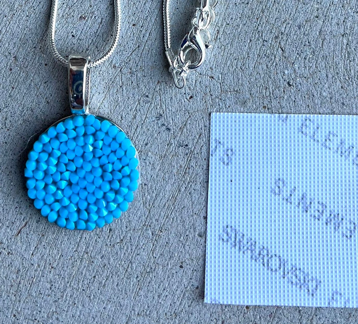 Swarovski Golf Ball Marker Necklace Turquoise Color Functional Golfing