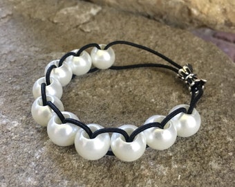 Lightest Feel - Golf Stroke Counter Bracelet - Truly Light Weight and Stylish - The Pearl - Lower Handicap Score - Incognito Stroke Counter