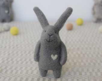 Animal Brooch, Gray Bunny Brooch, Felt Brooch, Felt Bunny, Gray Bunny with white Scarf, Rabbit Brooch, Christmas Gift