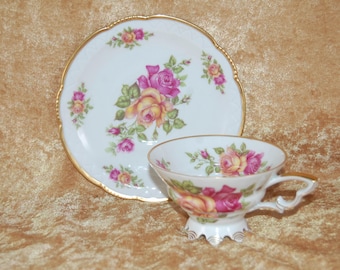 Vintage Mitterteich Bavaria Germany 086 Footed Teacup & Saucer