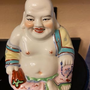 Vintage Chinese Porcelain Happy Smiling Buddha 6 in