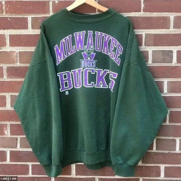 Vintage Milwaukee EST 1968 Basketball Sweatshirt, Milwaukee Shirt, Vintage Basketball Fan Shirt, Retro Milwaukee Shirt, Milwaukee Fan Gifts