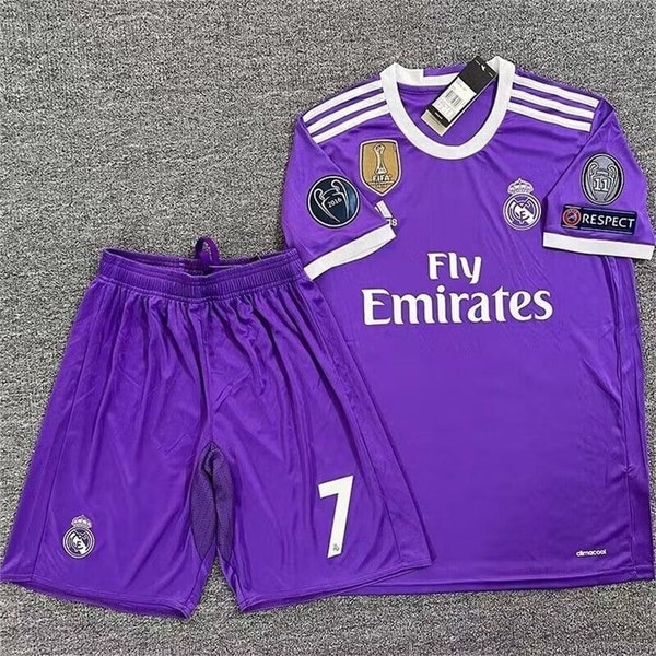 Real Madrid retro 2016-2017 Season Real Madrid Away Jersey, No. 7 Ronaldo Retro Jersey, Champions League Short-sleeved Football Jersey Set