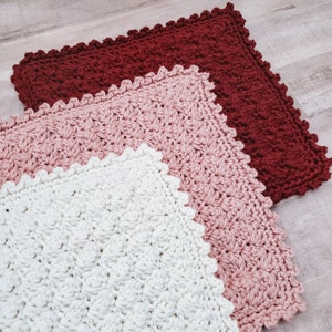 Elegant Crochet Washcloth Pattern /  Quick, Easy, Detailed Tutorial for Handmade Washing Cloths, Scrubbies / Eco Friendly Reuseable
