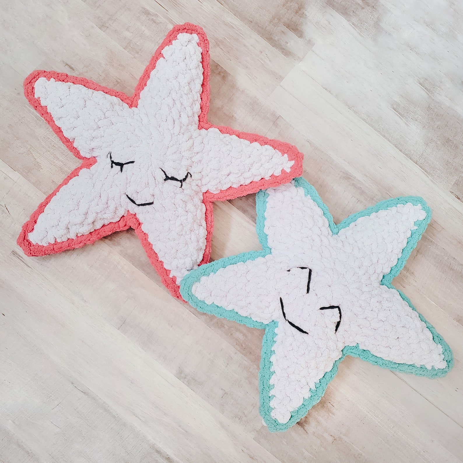 Starfish Crochet Pattern / Pillow Plush Stevie / Bernat Etsy