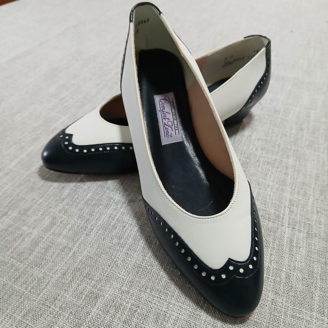 Vintage Comfort Zone Saddle Shoes: Navy & White Wingtip Flats, Size 7C ...