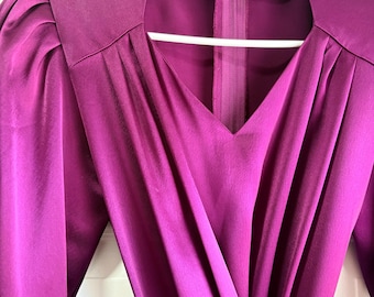 Robe de cocktail Liz Claiborn Satin bordeaux profond des années 1990 Taille 4