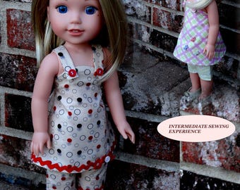 Op de afbeelding: PDF-naaipatronen voor twee poppenkledingprojecten: een zomerjurk en een broek voor een 14,5 inch Wellie Wishers American Girl pop. De patronen bevatten stapsgewijze geïllustreerde instructies in het Engels.