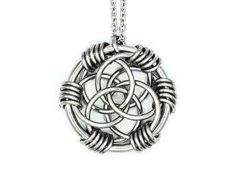 Trinity Rose Chainmaille Pendant - Stainless Steel