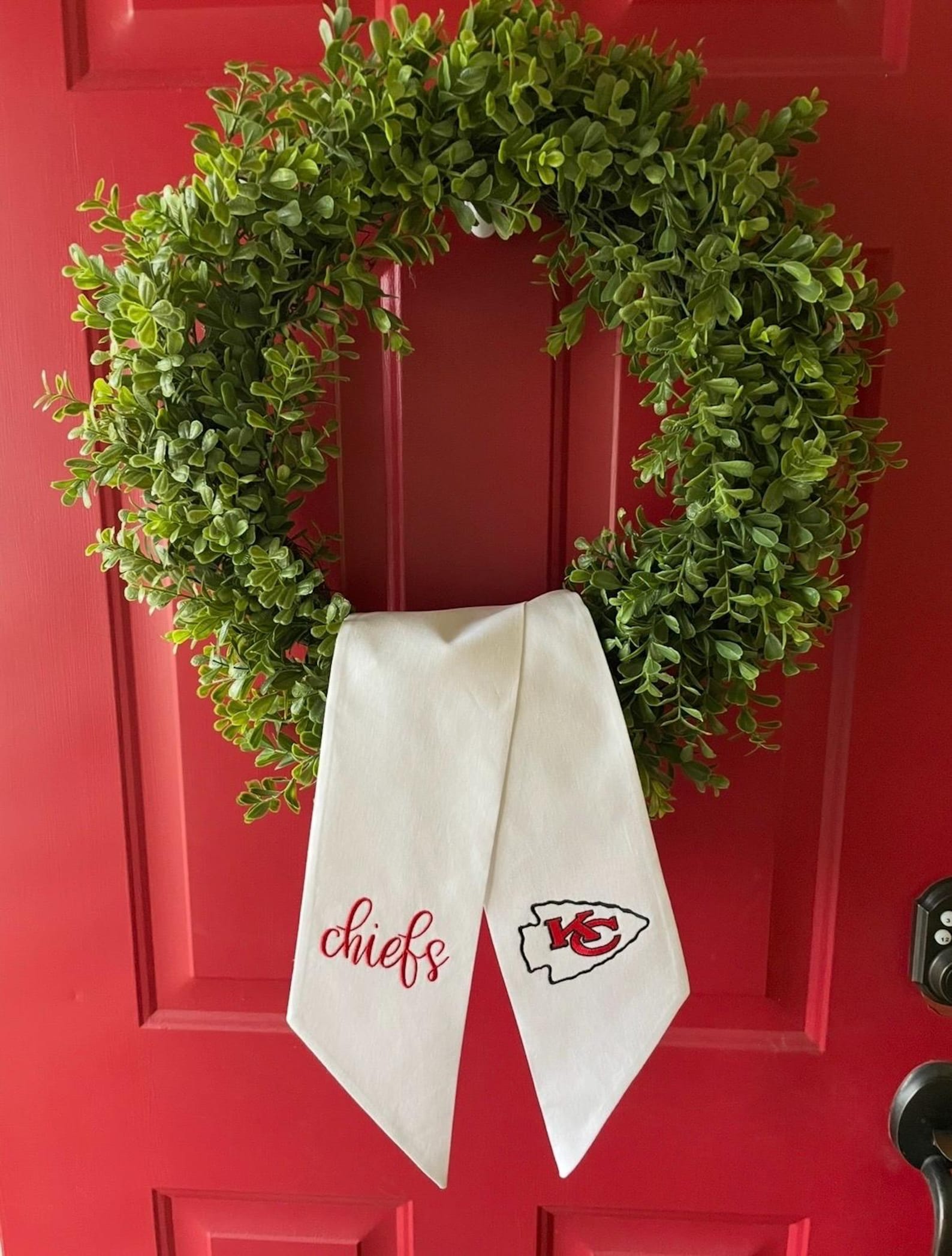 Chiefs wreath sash