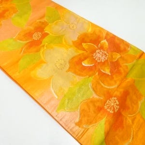 OBI TABLE RUNNER, Silk Obi Art Runner, Vintage Japanese Obi Kimono Belt, Wall Hanging, Zen Home Decor, Flowers, Kimono Belt, Gift for Her