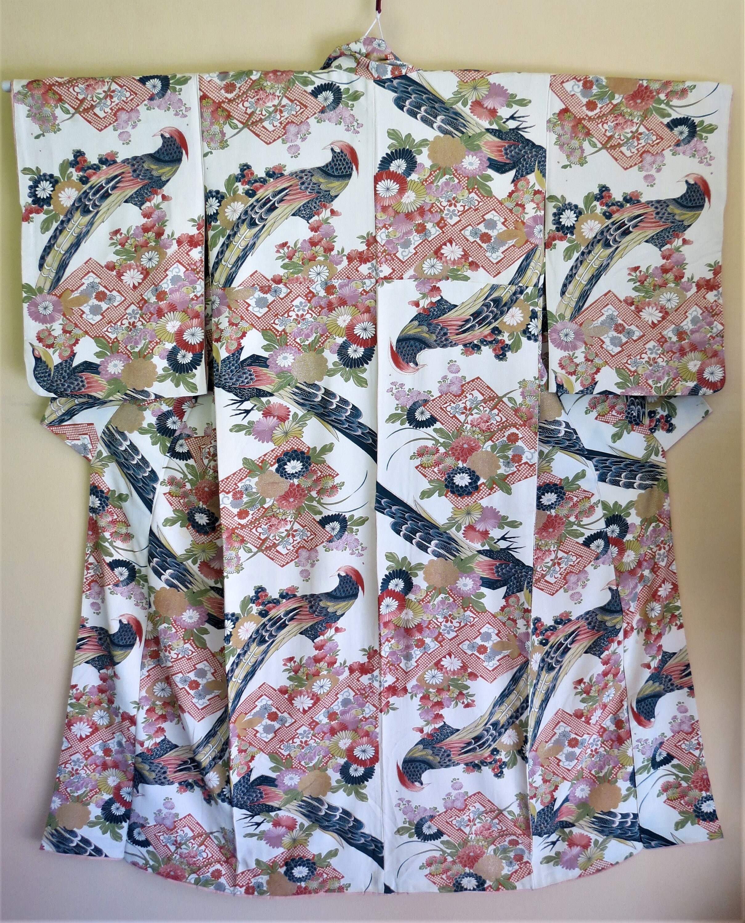 KIMONO / Silk / Showa / Birds / Antique Japanese Silk Kimono / | Etsy