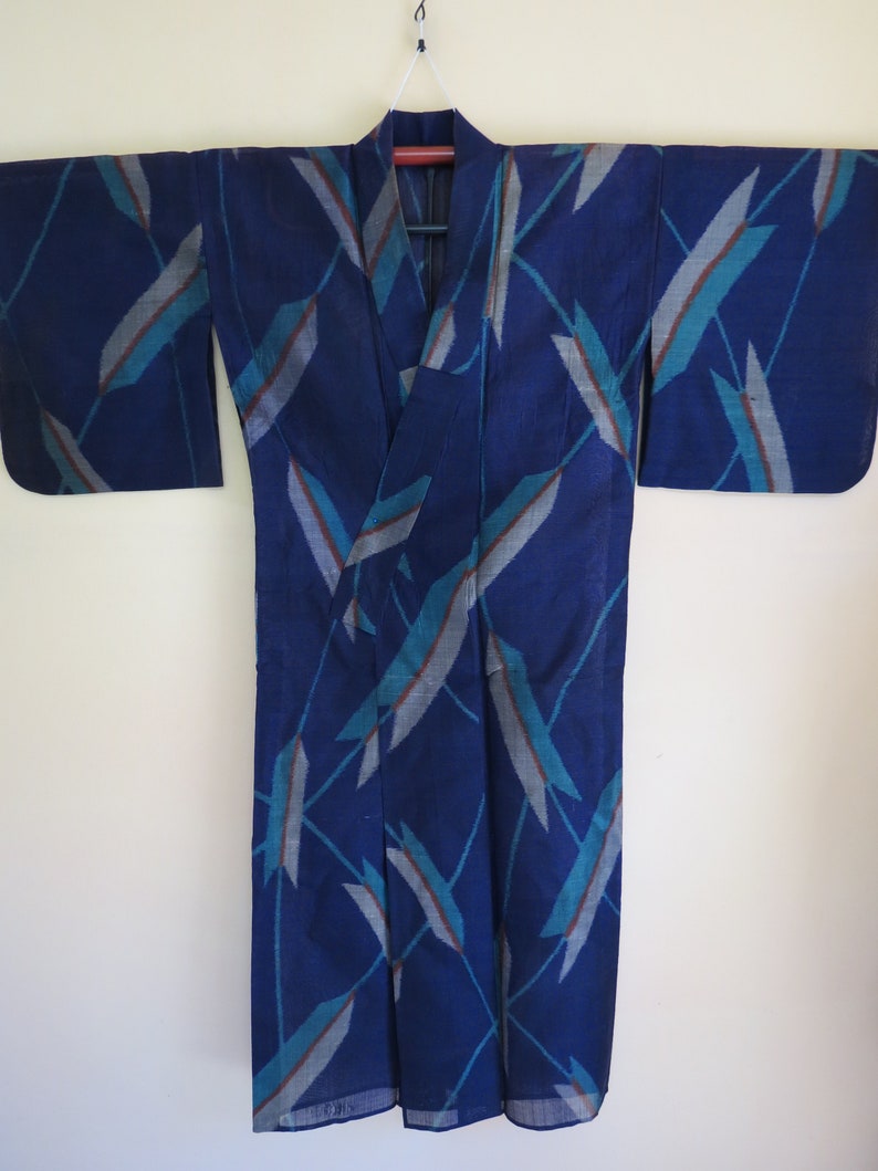 Kimono Kasuri See Through Sheer Silk Antique Japanese Kimono Unlined Kimono Sheer Kimono Boho Geisha Robe Arrow Feather
