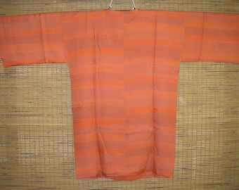 Silk Kimono Jacket / Vintage Japanese Michiyuki Coat Silk / Like New / Hidden Pocket, Covered Buttons, Gorgeous Lining, Hand-Sewn / Gift Her
