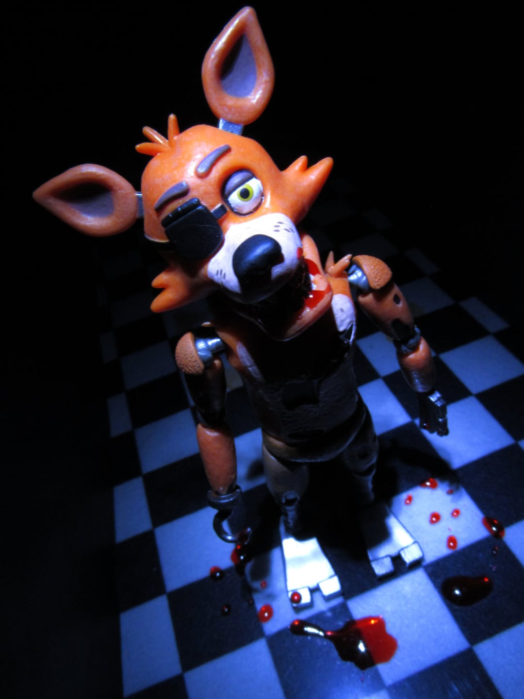 I've made my second Withered action figure Withered Foxy
