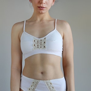 Bralette van puur biologisch katoen. 100% biologisch katoen. Comfortabele ademende bh. Duurzame natuurlijke handgemaakte lingerie