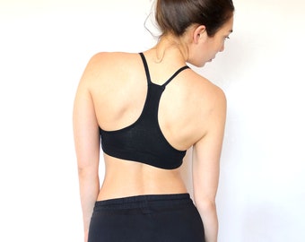 Soutien-gorge de sport en coton biologique. Dos nageur maigre. Lingerie faite à la main durable. Haut de sport de yoga