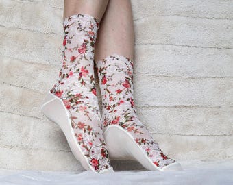 Floral light lace and mesh socks. Off white with small flowers
