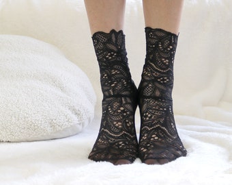 Yesenia Lace Socks Black