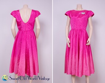 Vintage 1950s Hot Pink Fit and Flare Party Dress with Cap Sleeves. Small