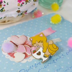 Enamel Pin: Cat Cafe Caramel