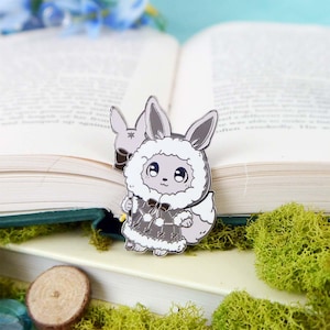 Enamel Pin: Elementalist - Mage Shiny Version - RPG - DnD - Cute Accessory