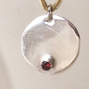 Garnet silver disc, multi-wrap suede choker necklace, boho choker, gemstone pendant, mibbie jewelry