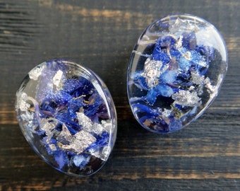 Deep blue plugs Wedding gauges Forget me not ear plug Cornflower petals Resin