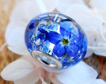 Forget-Me-Not Resin Bead: Blue Flowers, European Charm Bracelet, Memorial Jewelry, Wedding Gift.