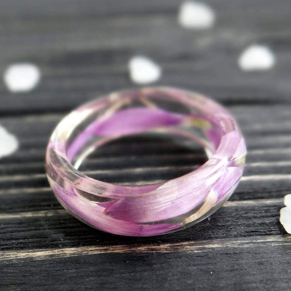 Pressed flower Resin ring Everlasting flower ring Promise ring set Wedding anniversary gift for wife Eco friendly Engagement ring women gift