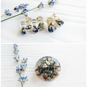 Dried lavender Bridal plugs Boho jewelry Gold wedding gauges 2g wedding plugs 0g plug 00g 2 inch Real flower plug Resin plug Floral ear plug image 9