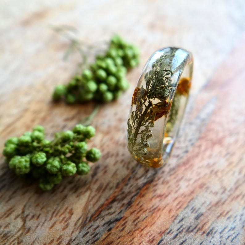 Yarrow Ring, Clear Resin Jewelry: Protection Amulet, Healing Jewelry, Witchy Gift for Her image 6